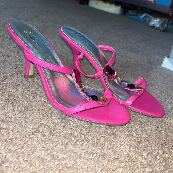 Delicious pink heels 61/2 - Picture 2 of 4